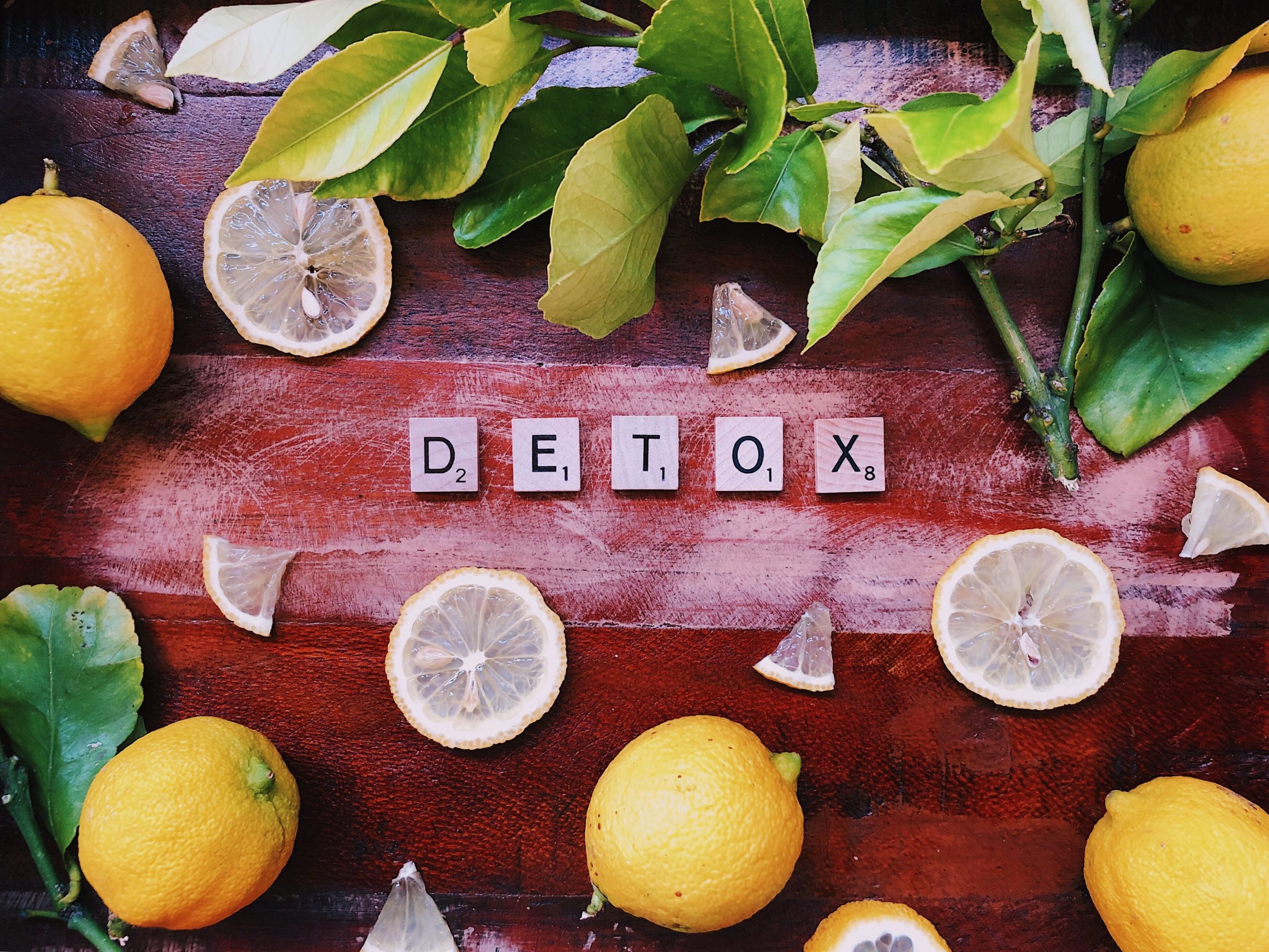 detox spelled out with lime